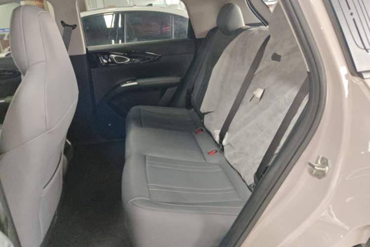 Used Geely Galaxy Geome 2026 Model 310km Youth Edition Left Rear Seat