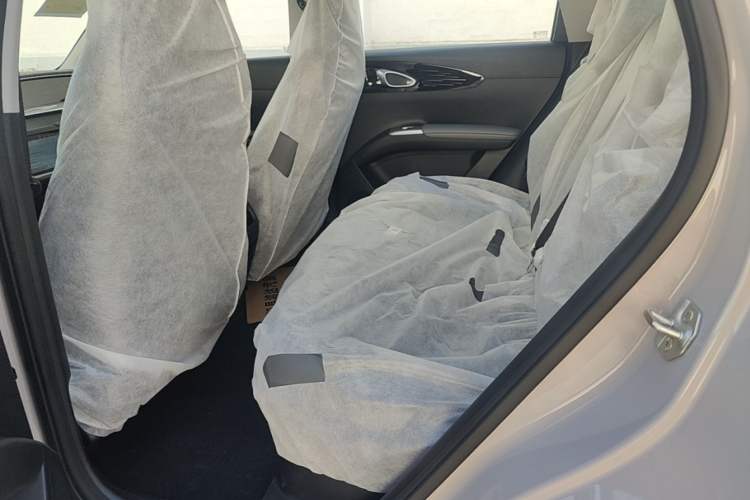 Used Geely Galaxy Geome 2026 Model 310km Youth Edition Left Rear Seat