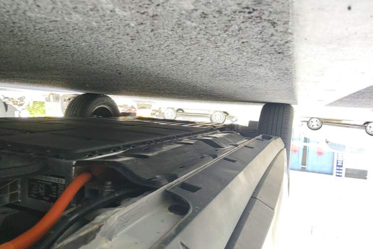 Used Geely Galaxy Geome 2026 Model 310km Youth Edition Left Side Sill