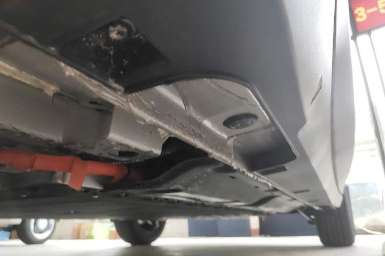 Used Geely Galaxy Geome 2026 Model 310km Youth Edition Left Side Sill