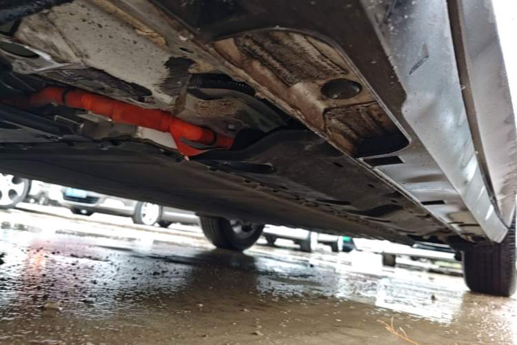 Used Geely Galaxy Geome 2026 Model 410km Freedom Edition Left Side Sill