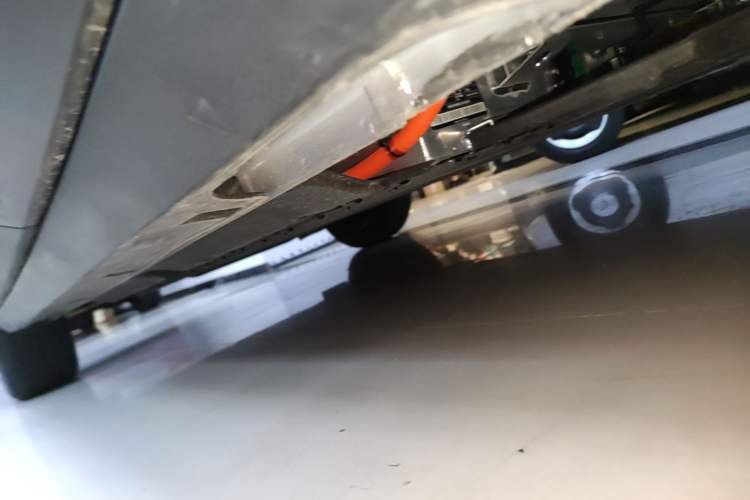 Used Geely Galaxy Geome 2026 Model 310km Youth Edition Left Side Sill