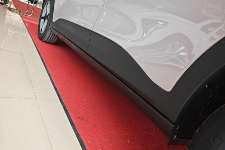 Used Geely Galaxy Geome 2026 Model 310km Youth Edition Left Side Sill