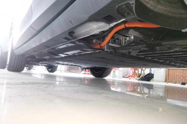 Used Geely Galaxy Geome 2026 Model 310km Youth Edition Left Side Sill