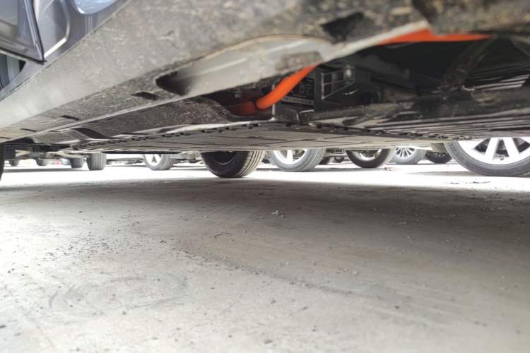 Used Geely Galaxy Geome 2026 Model 310km Youth Edition Left Side Sill
