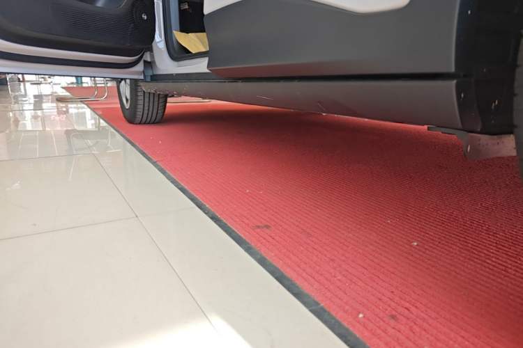 Used Geely Galaxy Geome 2026 Model 310km Youth Edition Left Side Sill