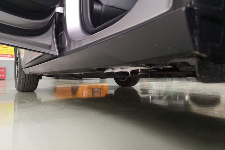 Used Geely Galaxy Geome 2026 Model 310km Dream Edition Left Side Sill