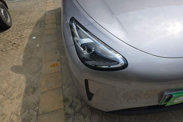 Used Geely Galaxy Geome 2026 Model 310km Youth Edition Right Front Headlight