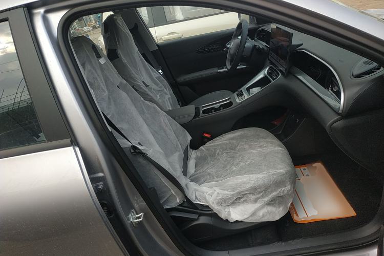 Used Geely Galaxy Geome 2026 Model 310km Dream Edition Right Front Seat