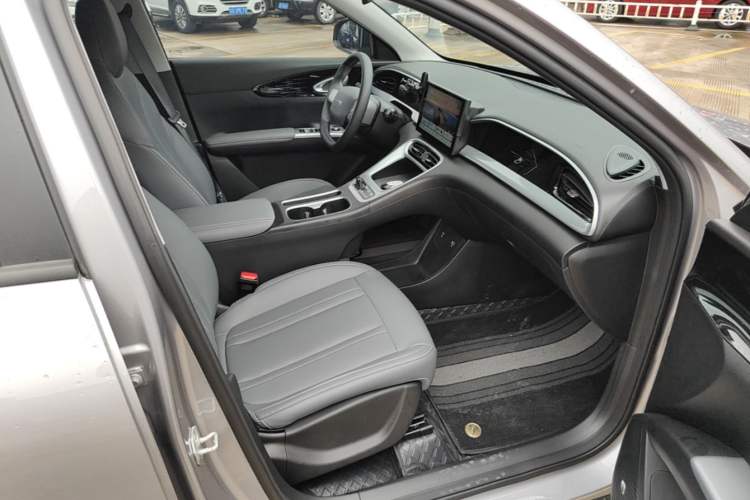 Used Geely Galaxy Geome 2026 Model 310km Youth Edition Right Front Seat