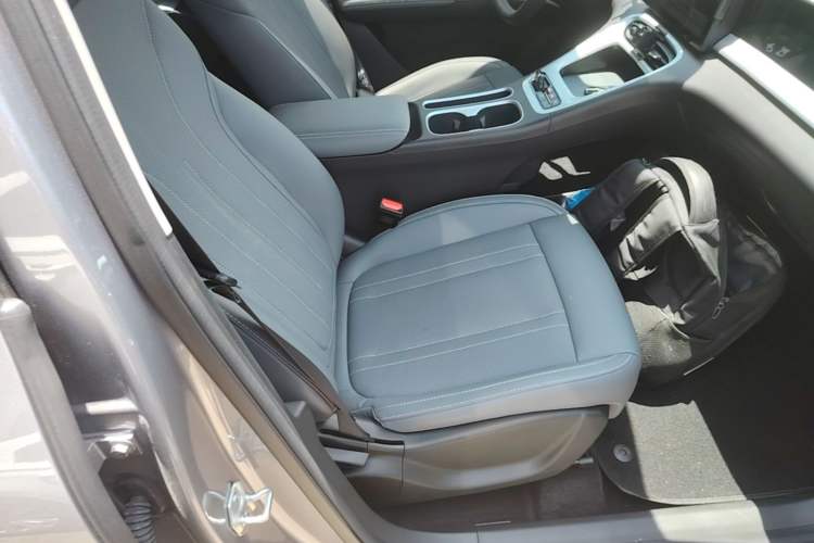 Used Geely Galaxy Geome 2026 Model 310km Youth Edition Right Front Seat