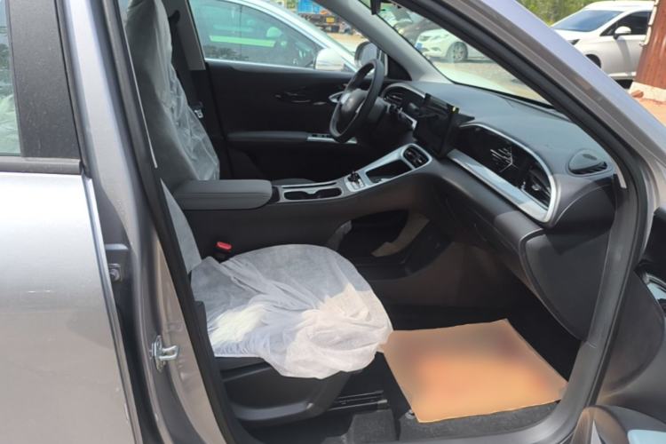 Used Geely Galaxy Geome 2026 Model 310km Youth Edition Right Front Seat