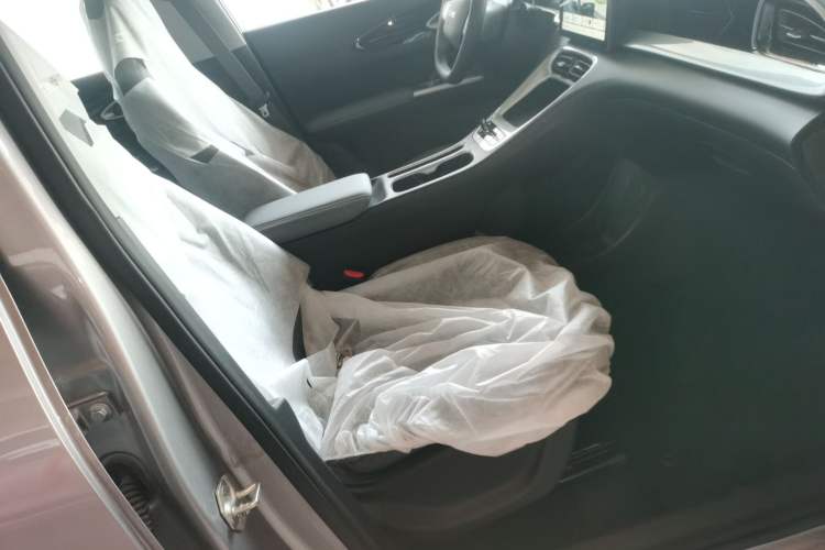 Used Geely Galaxy Geome 2026 Model 310km Youth Edition Right Front Seat