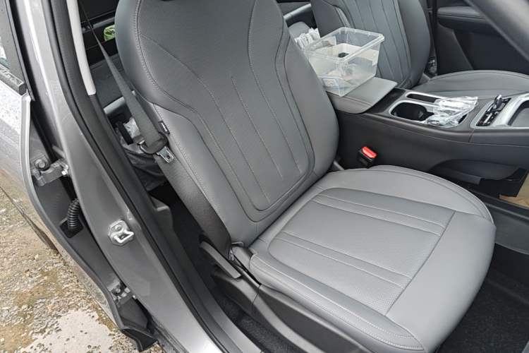 Used Geely Galaxy Geome 2026 Model 310km Youth Edition Right Front Seat