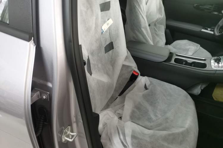 Used Geely Galaxy Geome 2026 Model 310km Youth Edition Right Front Seat