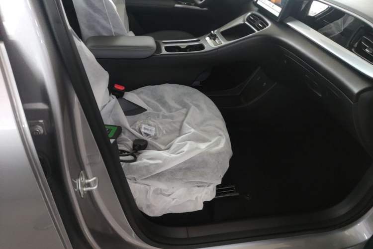 Used Geely Galaxy Geome 2026 Model 310km Youth Edition Right Front Seat