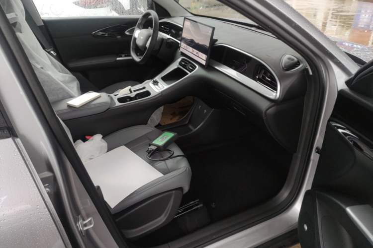 Used Geely Galaxy Geome 2026 Model 310km Dream Edition Right Front Seat