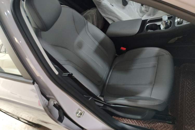 Used Geely Galaxy Geome 2026 Model 310km Youth Edition Right Front Seat