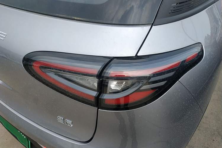 Used Geely Galaxy Geome 2026 Model 310km Dream Edition Right Rear Taillight
