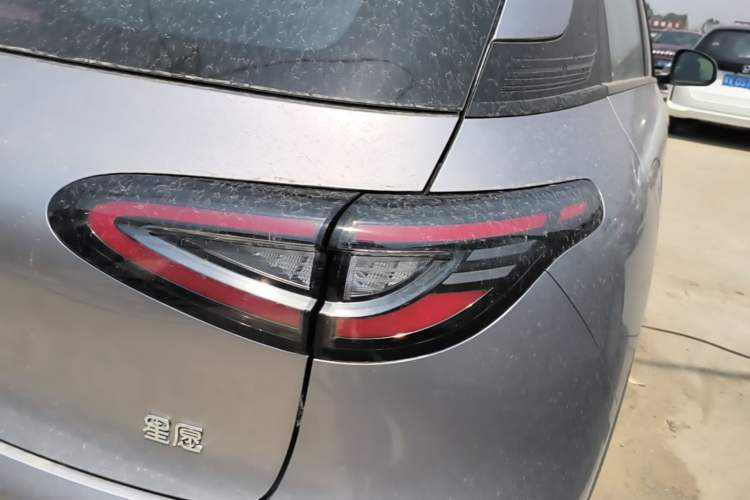 Used Geely Galaxy Geome 2026 Model 410km Carefree Edition Right Rear Taillight