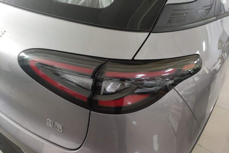 Used Geely Galaxy Geome 2026 Model 310km Youth Edition Right Rear Taillight