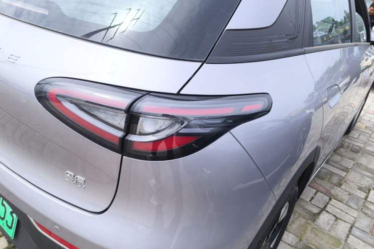 Used Geely Galaxy Geome 2026 Model 310km Dream Edition Right Rear Taillight