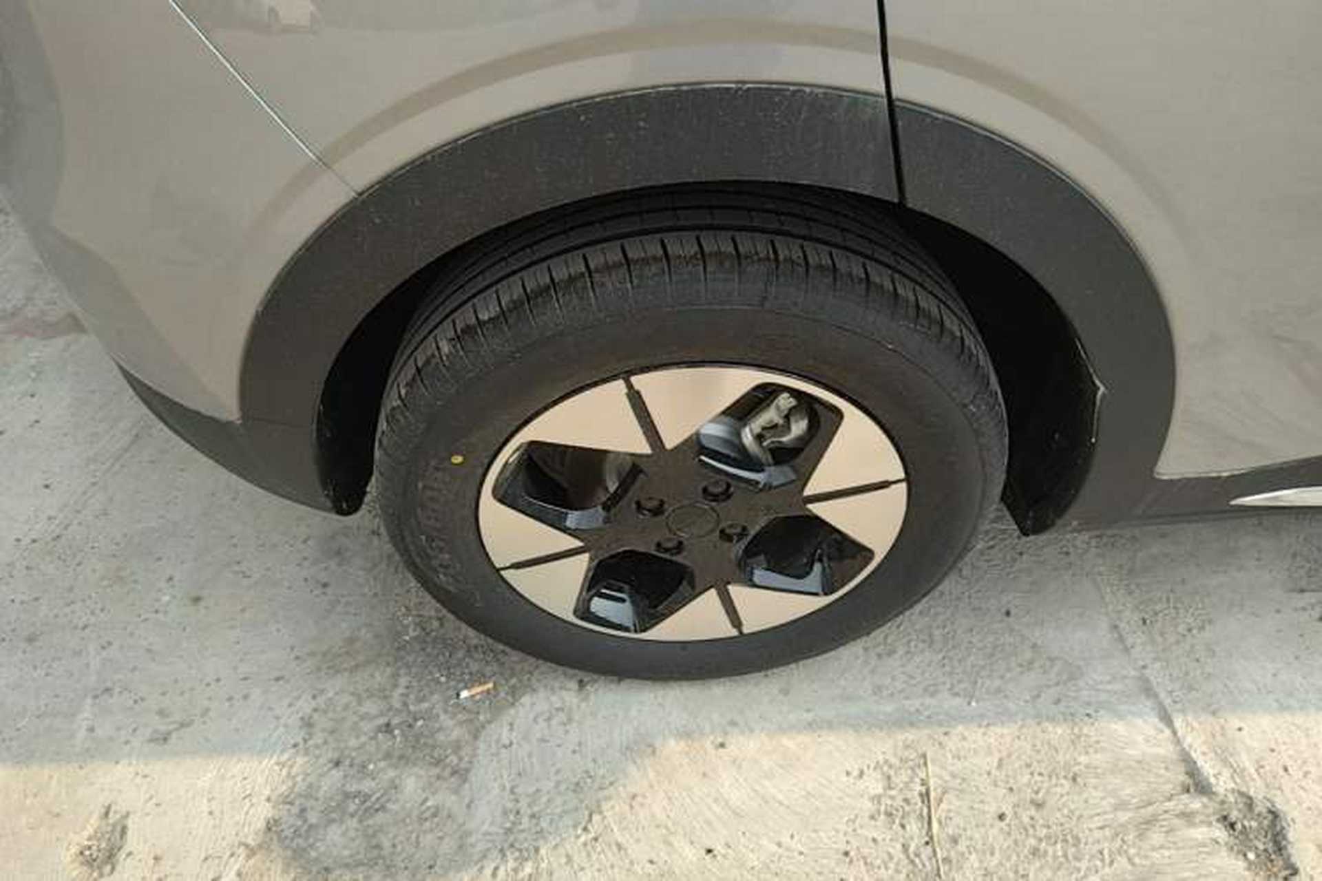 Used Geely Galaxy Geome 2026 Model 310km Dream Edition Right Rear Wheel Hub