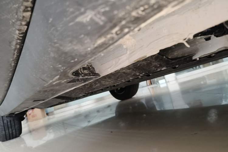 Used Geely Galaxy Geome 2026 Model 310km Youth Edition Right Side Sill