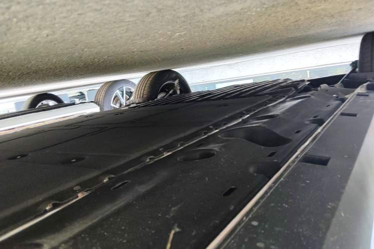 Used Geely Galaxy Geome 2026 Model 310km Youth Edition Right Side Sill