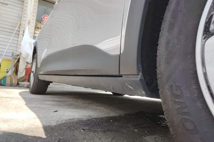 Used Geely Galaxy Geome 2026 Model 310km Youth Edition Right Side Sill