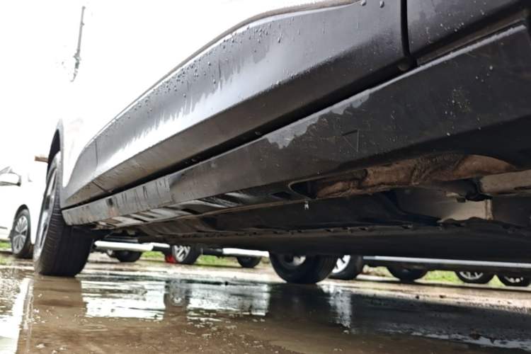 Used Geely Galaxy Geome 2026 Model 410km Freedom Edition Right Side Sill