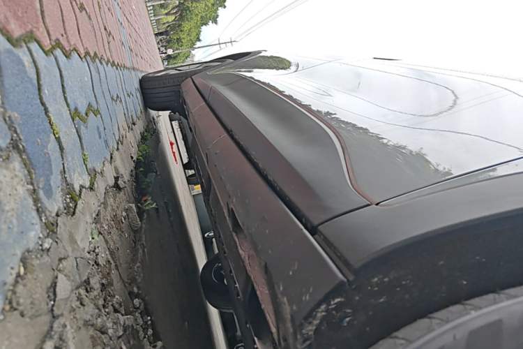 Used Geely Galaxy Geome 2026 Model 310km Youth Edition Right Side Sill