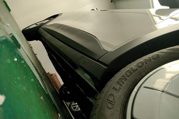 Used Geely Galaxy Geome 2026 Model 310km Youth Edition Right Side Sill