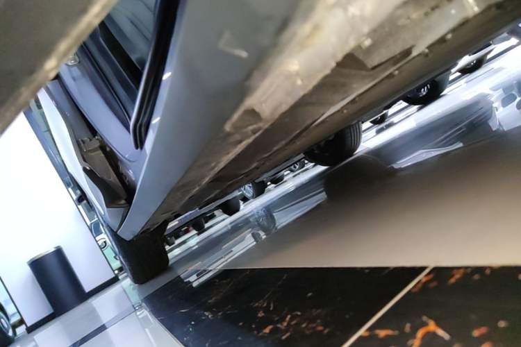 Used Geely Galaxy Geome 2026 Model 310km Youth Edition Right Side Sill