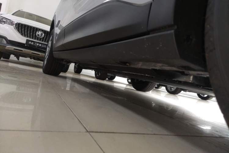 Used Geely Galaxy Geome 2026 Model 310km Youth Edition Right Side Sill