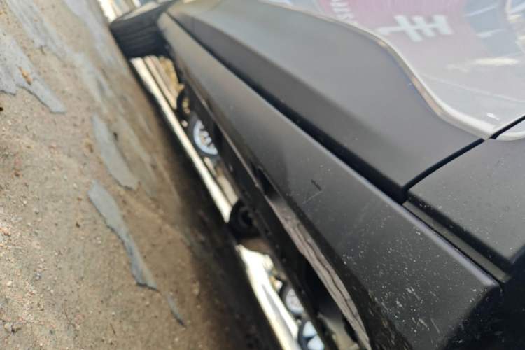 Used Geely Galaxy Geome 2026 Model 310km Youth Edition Right Side Sill