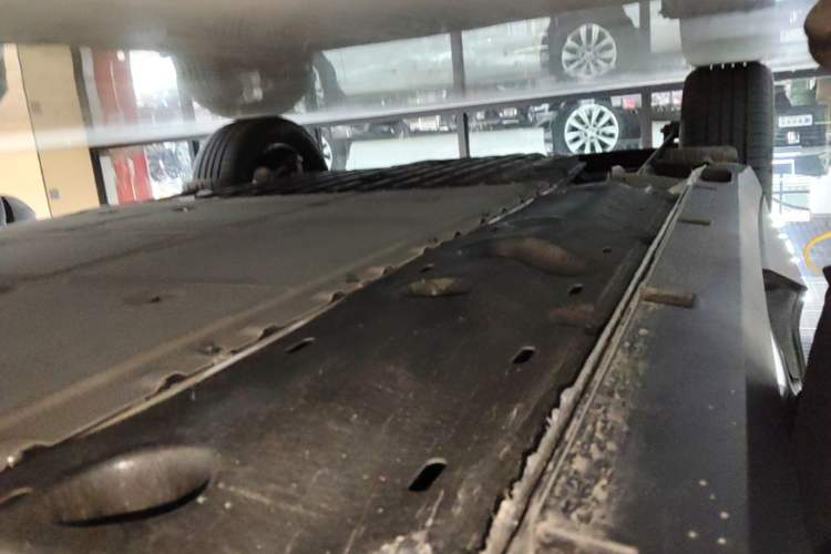 Used Geely Galaxy Geome 2026 Model 310km Youth Edition Right Side Sill