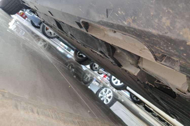 Used Geely Galaxy Geome 2026 Model 310km Youth Edition Right Side Sill