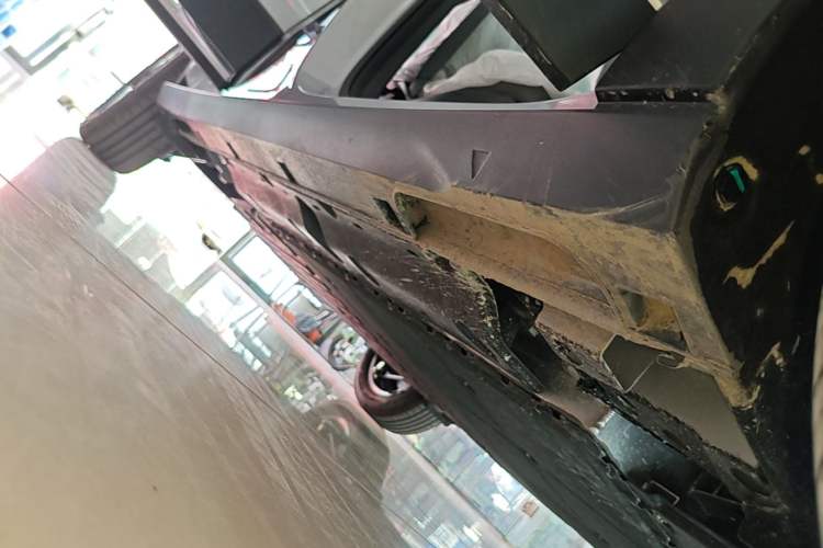 Used Geely Galaxy Geome 2026 Model 310km Dream Edition Right Side Sill