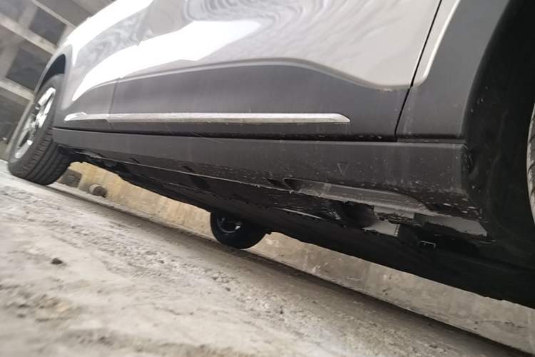 Used Geely Galaxy Geome 2026 Model 310km Dream Edition Right Side Sill