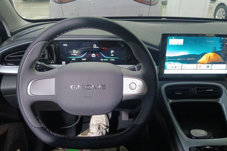 Used Geely Galaxy Geome 2026 Model 310km Youth Edition Steering Wheel