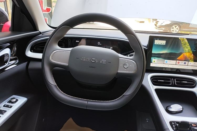 Used Geely Galaxy Geome 2026 Model 310km Youth Edition Steering Wheel