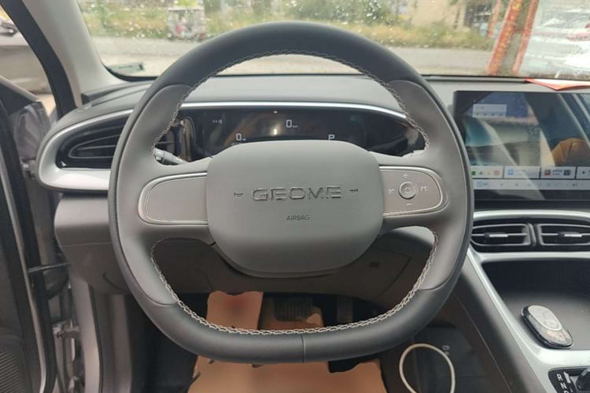 Used Geely Galaxy Geome 2026 Model 310km Youth Edition Steering Wheel