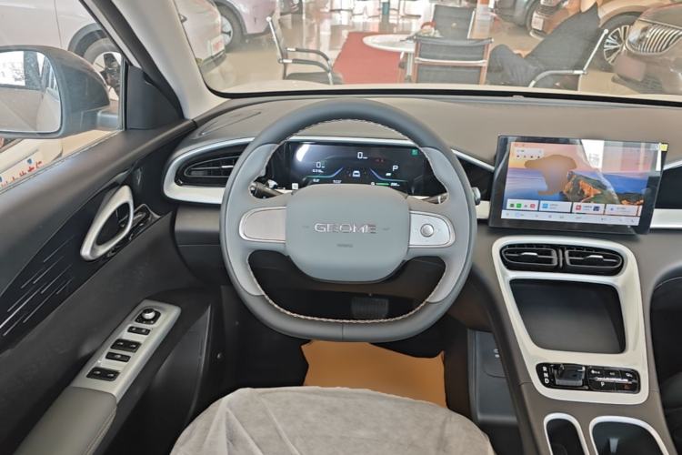 Used Geely Galaxy Geome 2026 Model 310km Youth Edition Steering Wheel