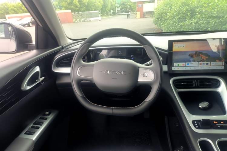 Used Geely Galaxy Geome 2026 Model 310km Youth Edition Steering Wheel