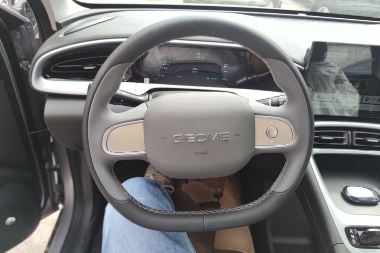Used Geely Galaxy Geome 2026 Model 310km Youth Edition Steering Wheel