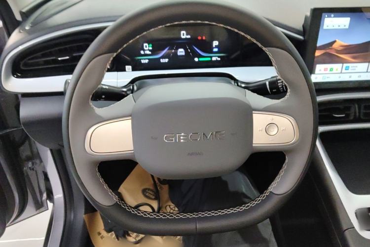 Used Geely Galaxy Geome 2026 Model 310km Youth Edition Steering Wheel