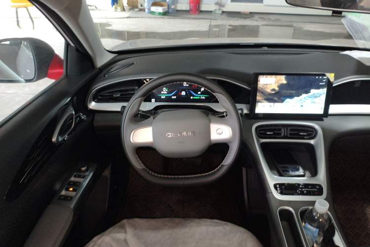 Used Geely Galaxy Geome 2026 Model 310km Youth Edition Steering Wheel