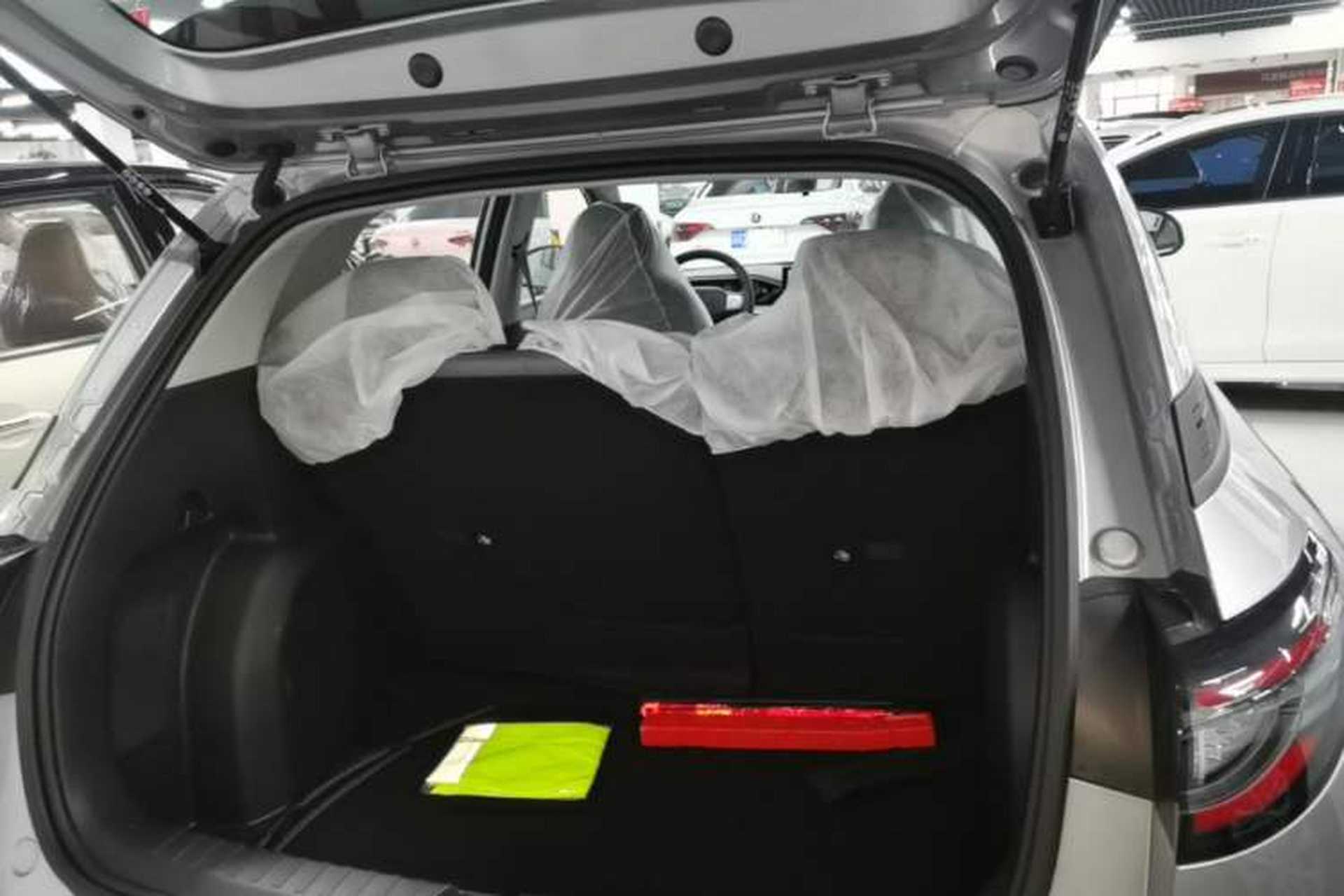 Used Geely Galaxy Geome 2026 Model 310km Youth Edition Trunk