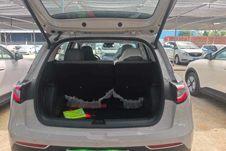 Used Geely Galaxy Geome 2026 Model 310km Dream Edition Trunk